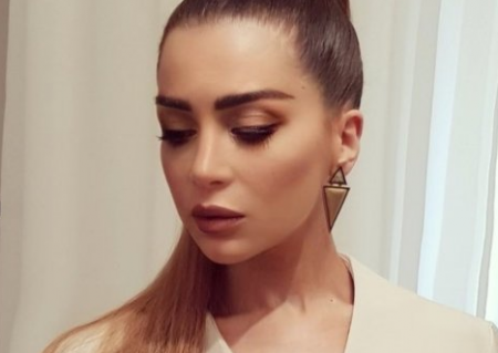 مي عز الدين تكشف تطورات إصابتها بـ "كريزة مرارة ليلة الاحتفال برأس السنة"